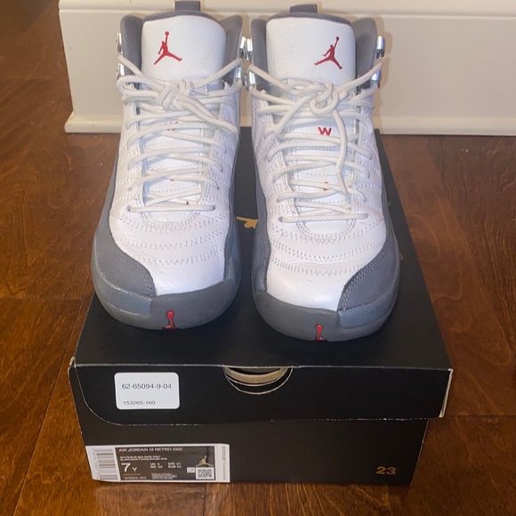 jordan 12 white dark grey gs